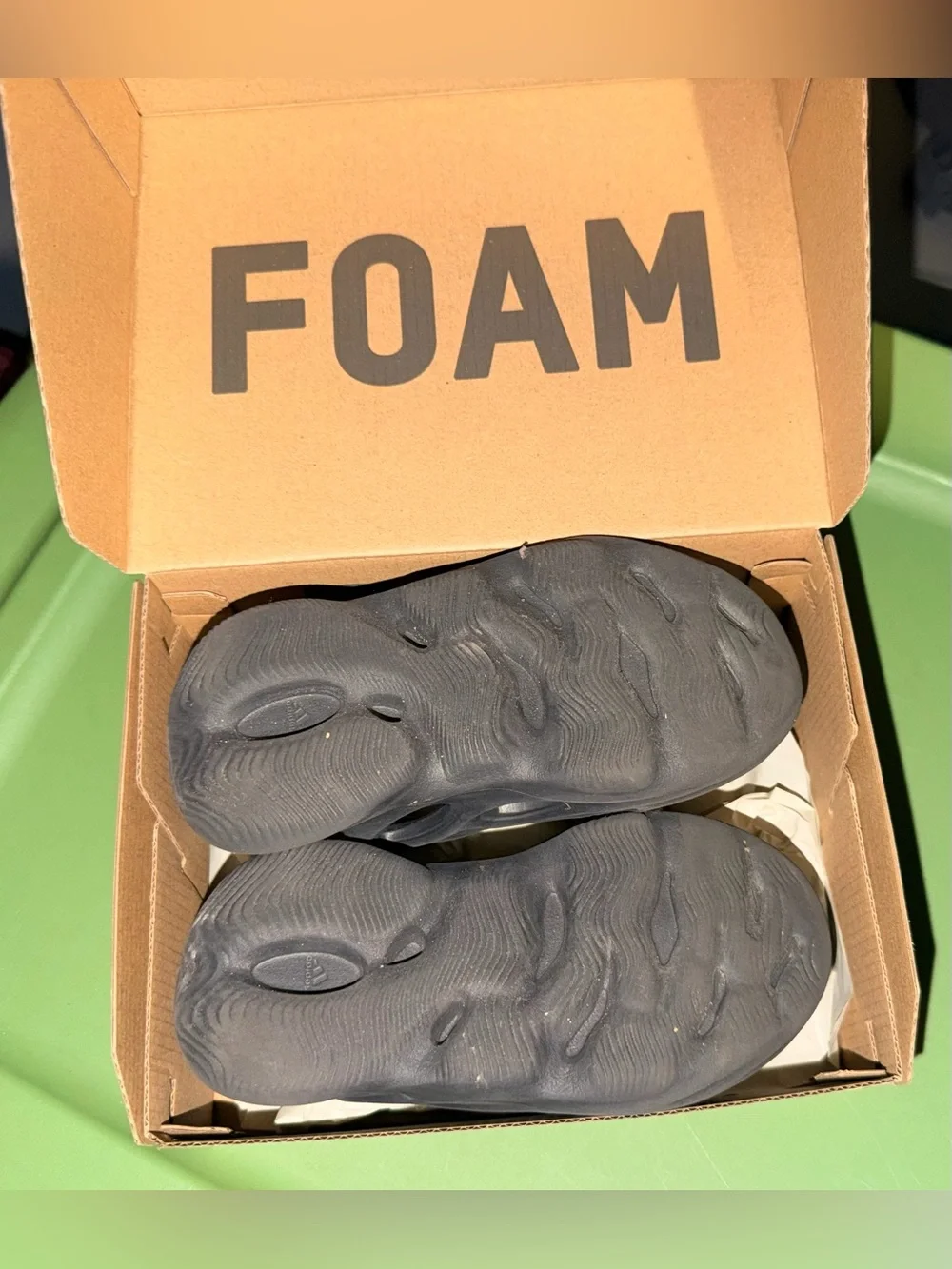 Toddler Yeezy Foam RNR Size 8K